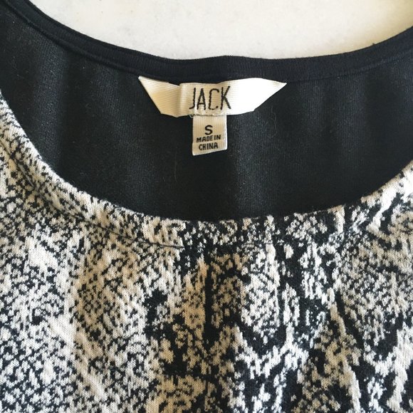 Jack BB Dakota sleeveless black & cream knit fit & flare dress with snake print - Picture 3 of 8